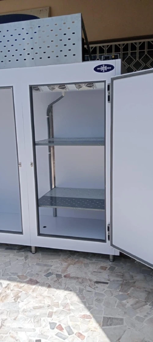 Armoire frigorifique verticale 3000 litres