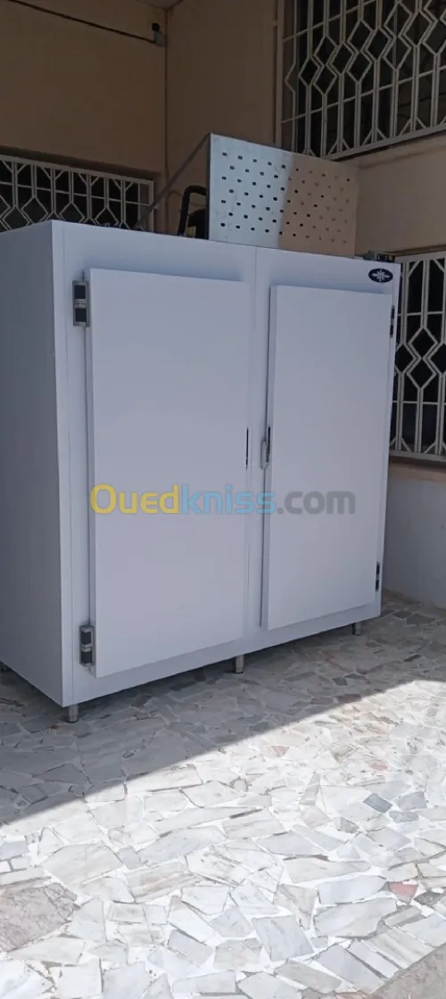 Armoire frigorifique verticale 3000 litres