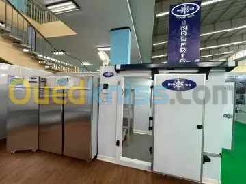 غرفة تبريد أو تجميد مثالية لتخزين المواد الغذائية، اللحوم، الأسماك، المطاعم، والمصانع  