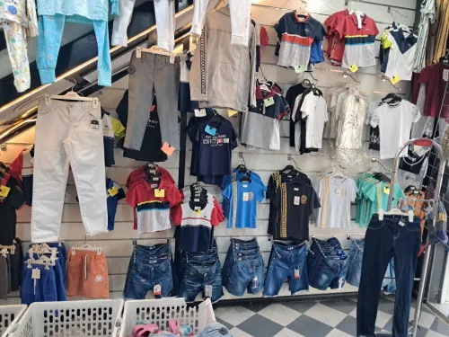 Lot Destokage  boutique