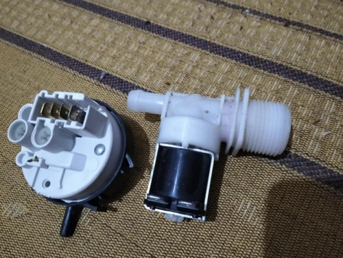 PIÈCE DE RECHANGE POUR MACHINE A LAVER
