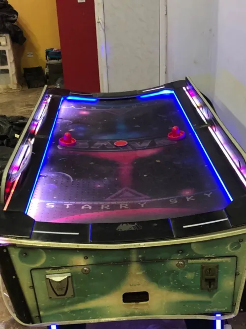 Table air hockey