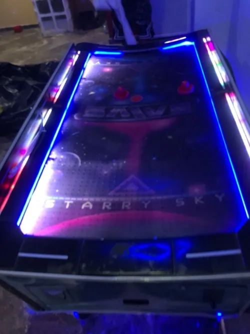 Table air hockey