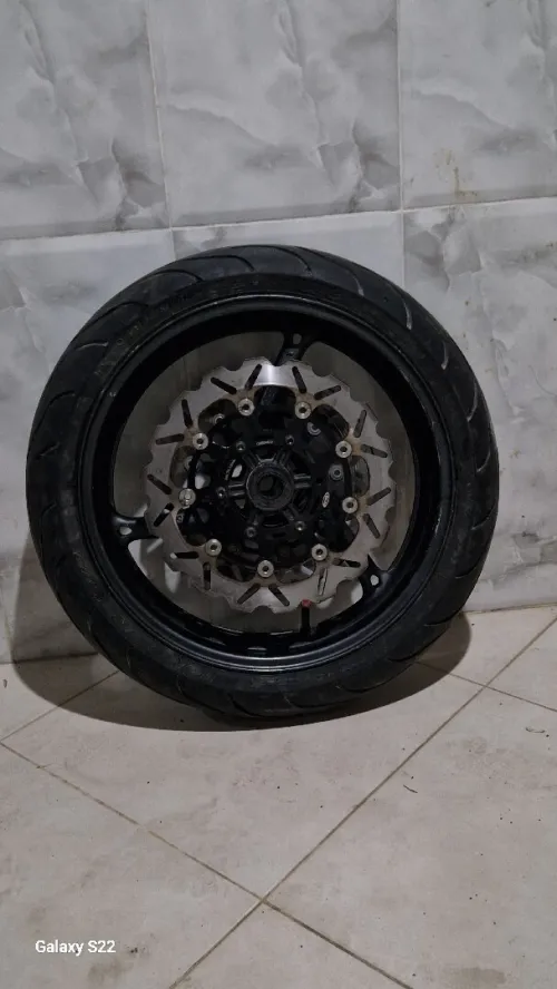 بنوات وجونطات gsxr