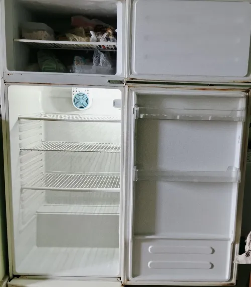 Réfrigérateur Condor grand modèle en très bon état