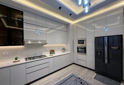 Cuisine Équipée High Gloss MDF Modèle 2025
