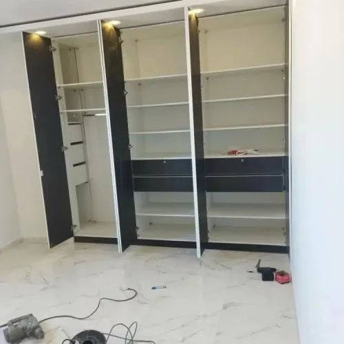 Dressing armoire sur mesure coulissant خزانات ملابس عصرية