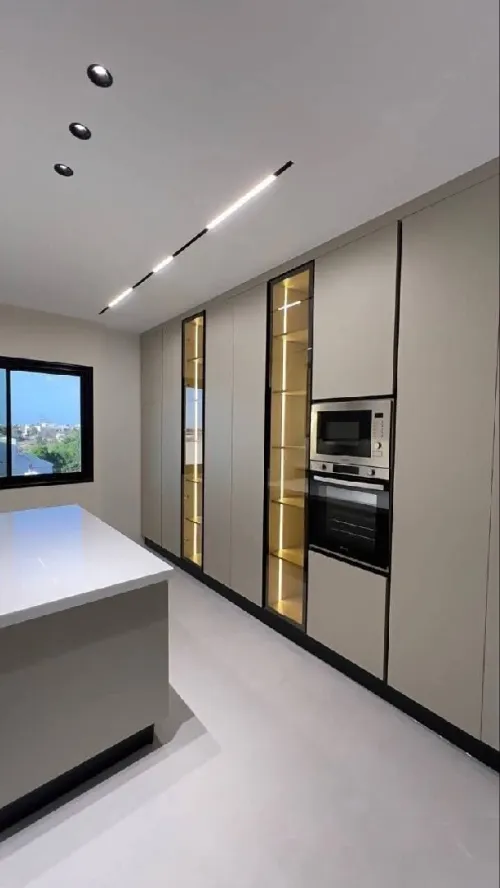 Cuisine Équipée High Gloss MDF Modèle 2025