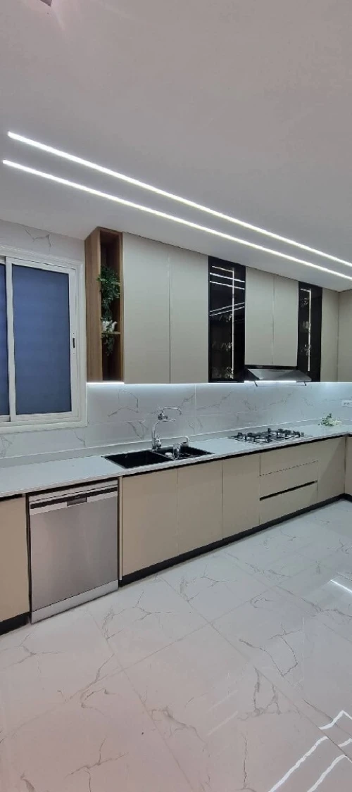 Cuisine équipée Moderne En Eegger & HDF 2026