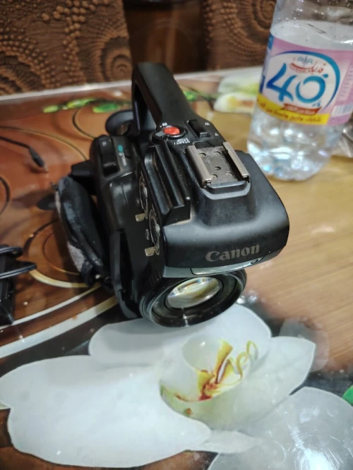 Vend camera canon xa 11