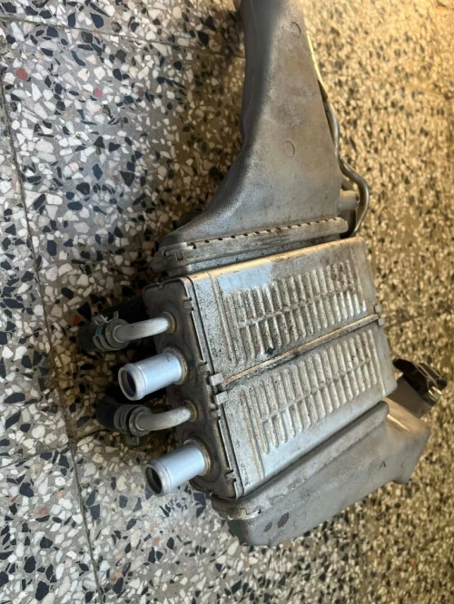 Échangeur intercooler de Toyota Corolla D4t 1.2T