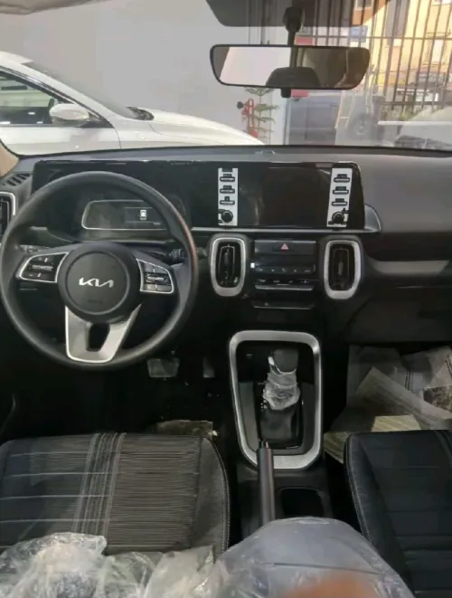 Kia Sonet  2025 