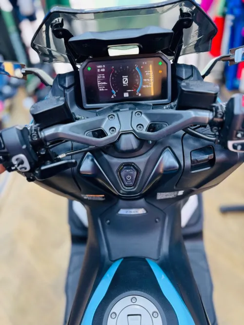 Tmax 562 Tmax 562 2022