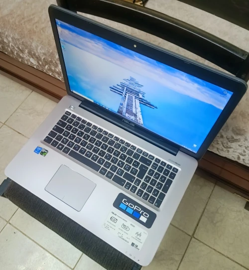 Pc ASUS i7 6eme (8/256SSD)
