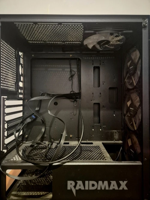Case gamemax .boîtier d'ordinateur