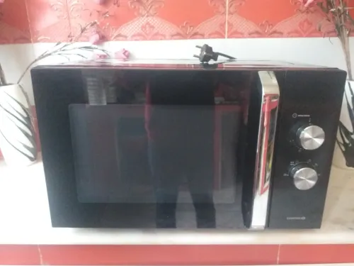 Vendre micro onde, marque essentiel français.