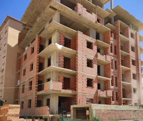 مهندس معماري(ARCHITECTE) خبرة في مجال العمارة و البناء 