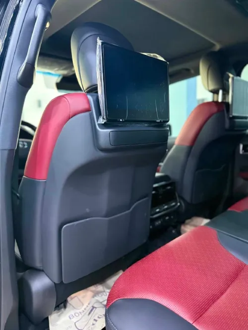 Toyota Land Cruiser  2026 Tw twin tuRBo