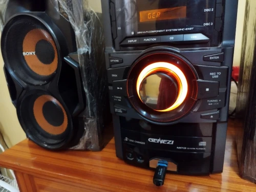 Mini chaine Sony Genezi