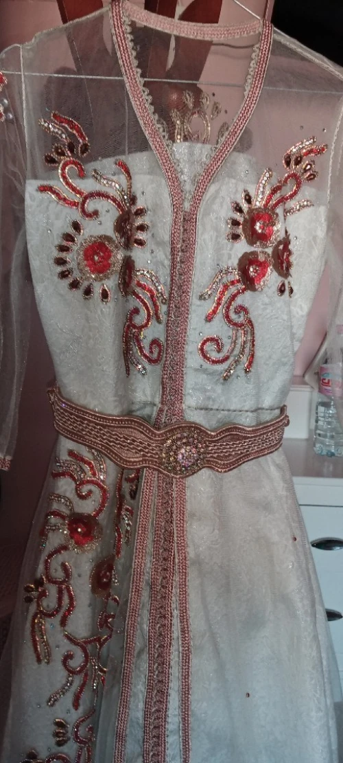 Caftan قفطان