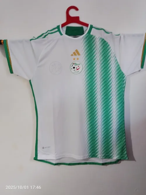 Maillots de l'équipe nationale algérienne 