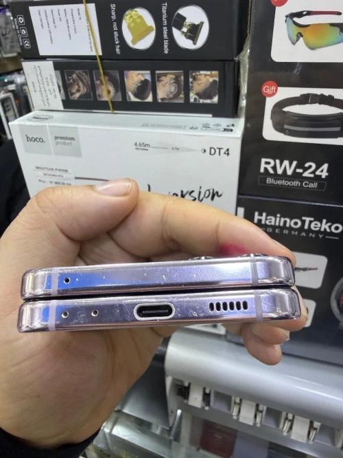 Samsung Galaxy zflip 5 8/266