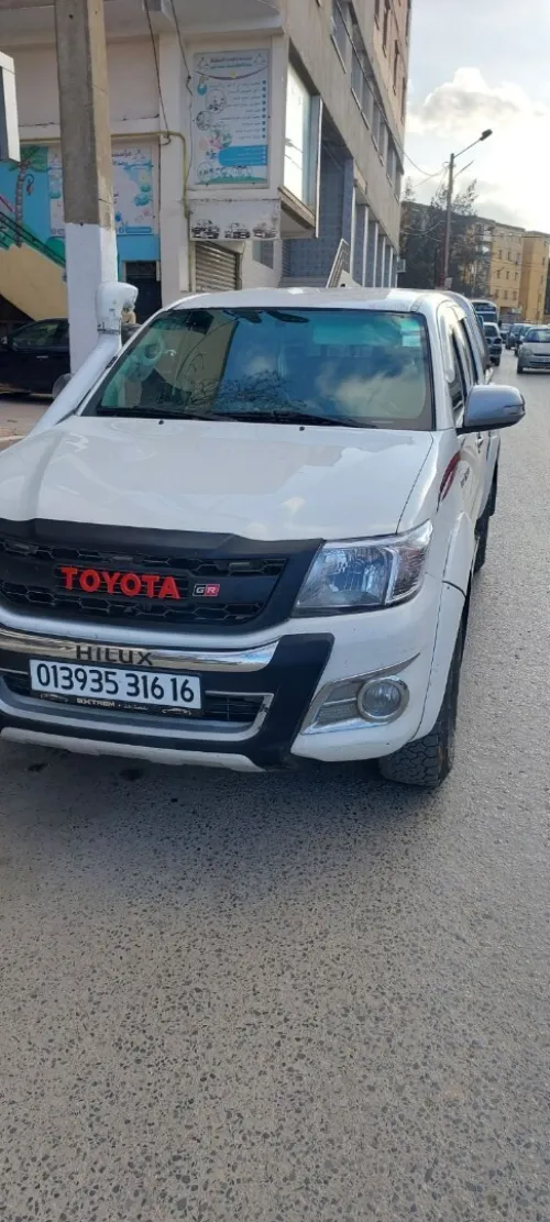 Toyota Hilux 2016 LEGEND DC 4x4 Pack Luxe