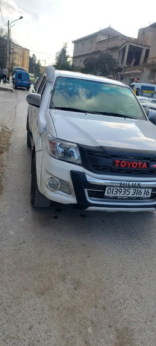 Toyota Hilux 2016 LEGEND DC 4x4 Pack Luxe