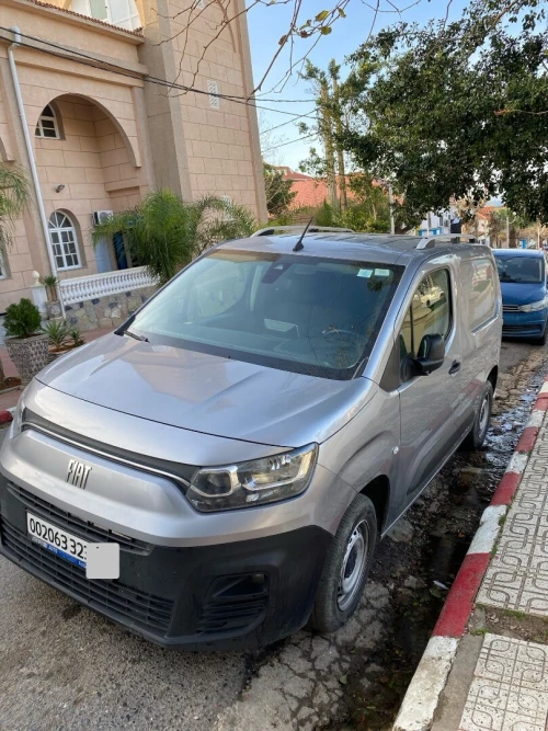 Fiat Doblo 2023 Italie