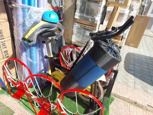 Vélo spining pour exercices cardio a la maison pro