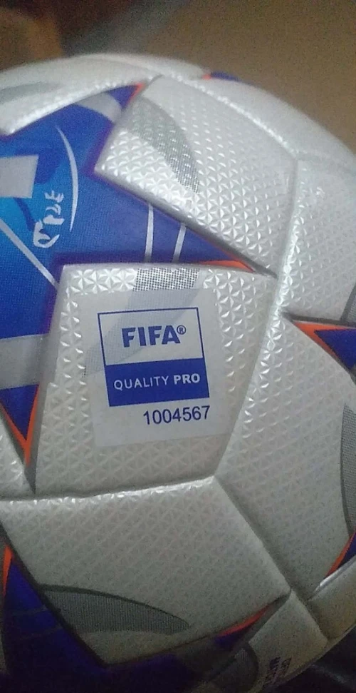 Ballon champions league pro gros et detail