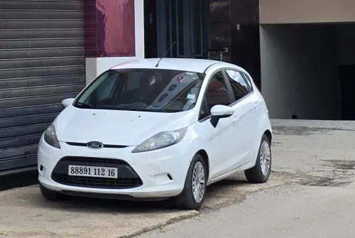 Ford Fiesta 2012 Trend