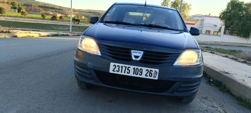 Dacia Logan 2009 لباز