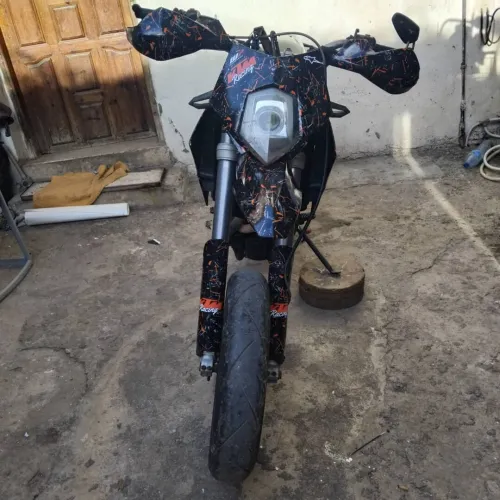 Ktm 640 super motar 2008