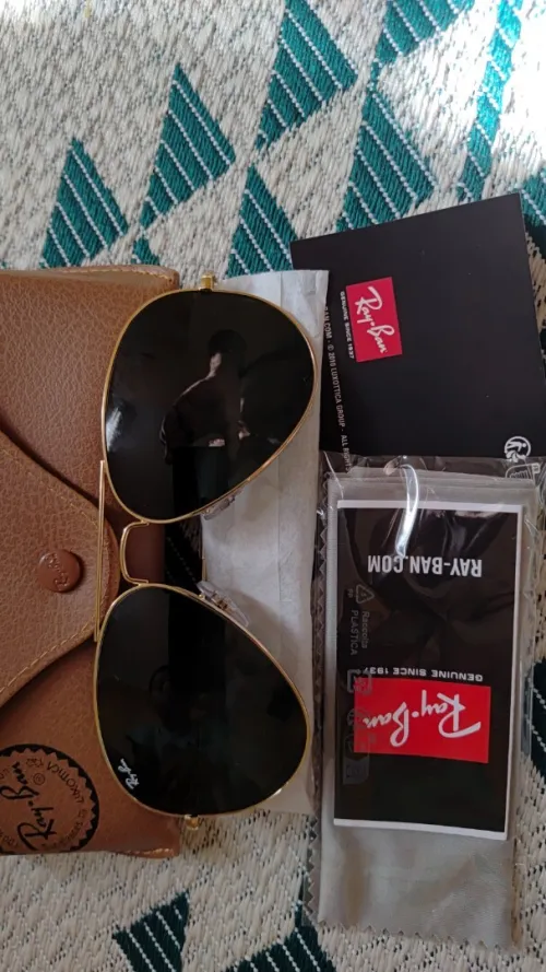 RAY-BAN