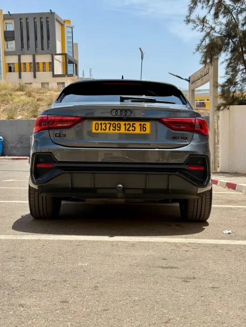 Audi Q3 2025 S line