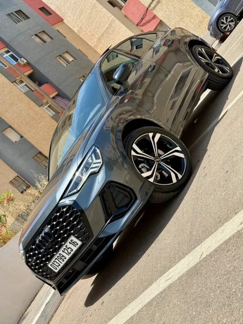 Audi Q3 2025 S line