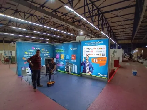 Location/ réalisation Stand d'exposition et point de vente (points de vente, salons et foires)