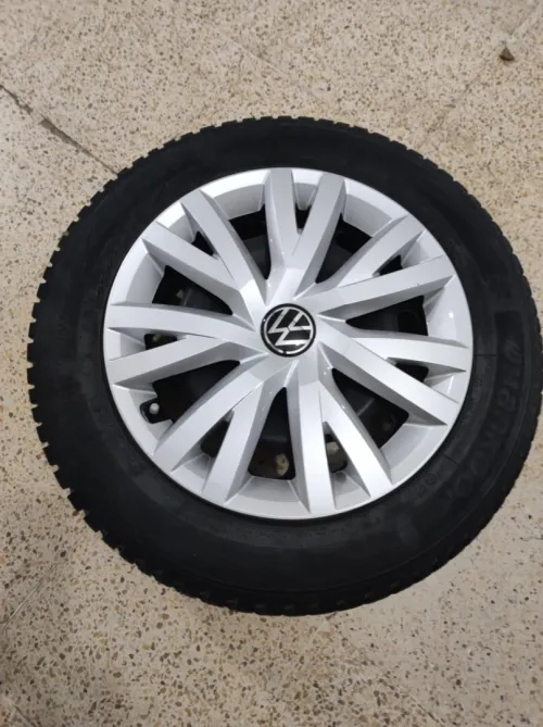Pneus hankook avec leurs jantes 
