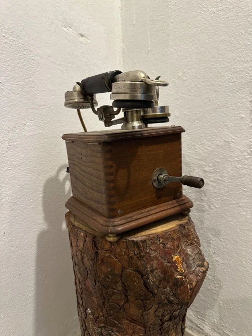 Ancien téléphone1910