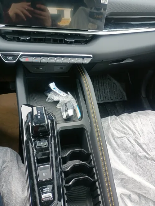 Geely Coolray 2026 Full options