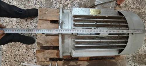 moteur électrique triphasé 380 volts 45 kW