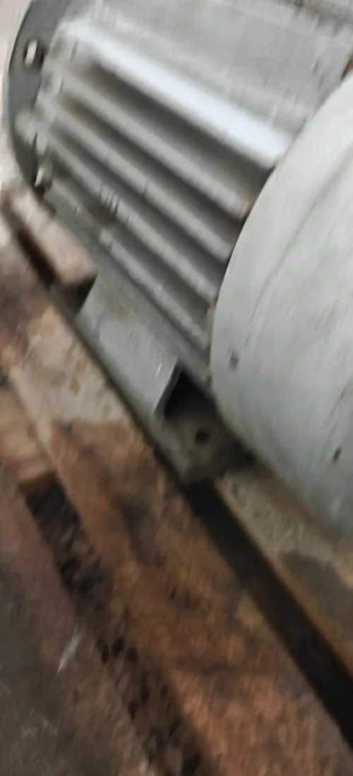 moteur électrique triphasé 380 volts 45 kW
