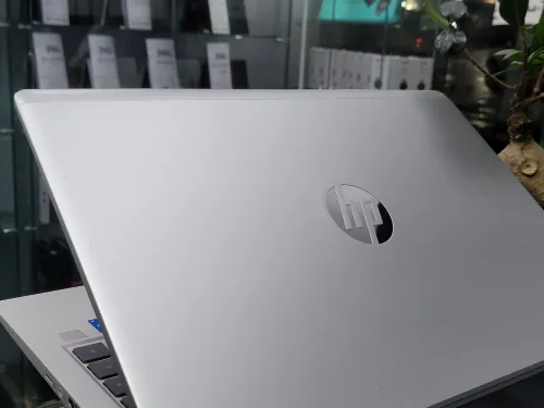 VENDU - HP PROBOOK 640 G8, i5-1135G7, 16GB, 512GB SSD, iRis Xe