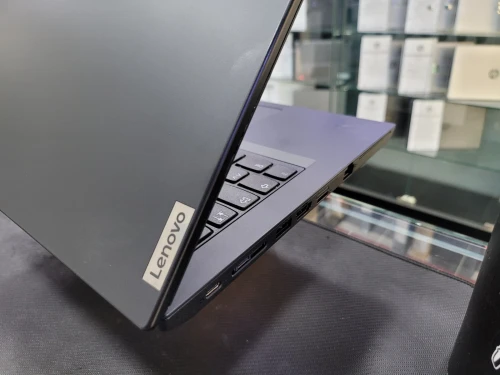 VENDU - LENOVO THINKPAD L14, RYZEN 3 PRO 4450U, 8GB, 256GB, RX VEGA 5