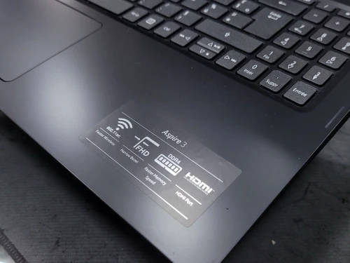 VENDU - ACER ASPIRE 3, i3-1005G1, 8GB, 256GB SSD