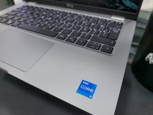 VENDU - DELL LATITUDE 5430, i5-1235U, 16GB, 256GB SSD, IRIS XE