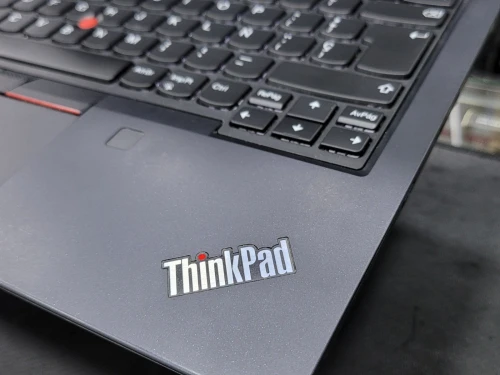 VENDU - LENOVO THINKPAD L390, i7-8565U, 8GB, 256GB SSD