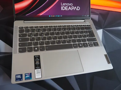 VENDU - Lenovo IdeaPad Slim 5 OLED (14IMH9), Intel Core Ultra 5 125H, 16GB LPDDR5x-7467MHz, 512GB
