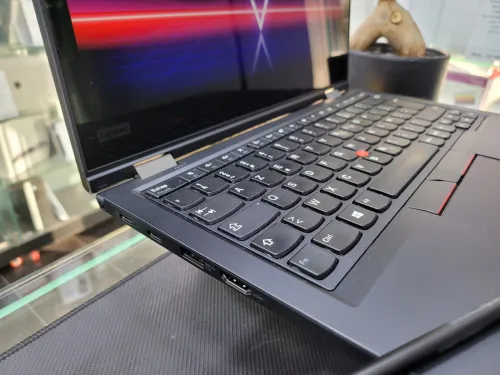VENDU - LENOVO THINKPAD L390 YOGA, i5-8265U, 8GB, 128GB SSD
